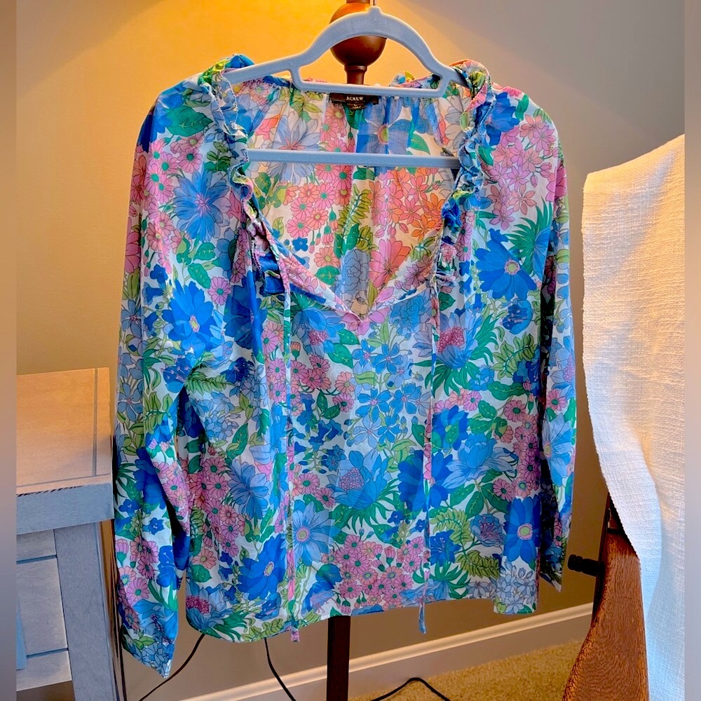 Bright flowers cotton top